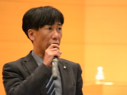 写真：安川氏登壇の様子