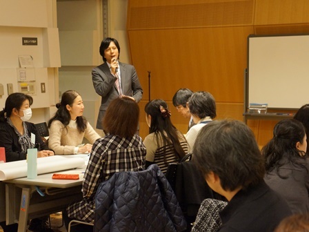 講師　佐和伸明氏の講演の様子